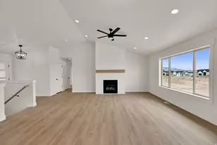 633 E Shelley Ln, Grantsville, UT 84029 - Photo 7