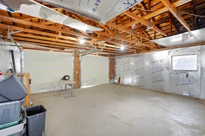 292 N State St, Roosevelt, UT 84066 - Photo 31
