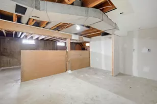 292 N State St, Roosevelt, UT 84066 - Photo 23