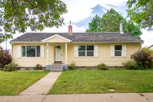 292 N State St, Roosevelt, UT 84066 - Photo 1