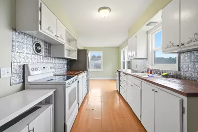 292 N State St, Roosevelt, UT 84066 - Photo 11