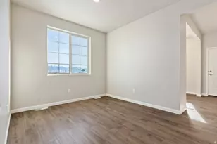 7102 N Cairns Wy, Eagle Mountain, UT 84005 - Photo 3