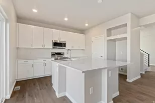 7102 N Cairns Wy, Eagle Mountain, UT 84005 - Photo 11