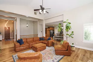 1239 Willow Brook Ln, Kaysville, UT 84037 - Photo 13