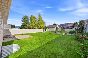 2095 E Frontier St, Eagle Mountain, UT 84005 - Photo 19