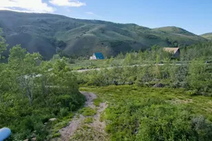 6330 Middle Fork Dr Dr, Huntsville, UT 84317 - Photo 3