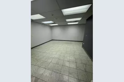 3879 S River Rd #A, Saint George, UT 84790 - Photo 11