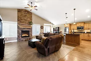 5532 W 5725 S, Hooper, UT 84315 - Photo 7
