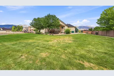10313 N 6800 W, Highland, UT 84003 - Photo 37