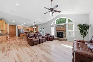 10313 N 6800 W, Highland, UT 84003 - Photo 7