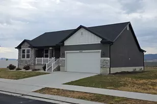 4847 N Canaan Peak Dr, Eagle Mountain, UT 84005 - Photo 3