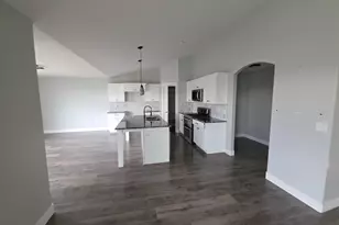 4847 N Canaan Peak Dr, Eagle Mountain, UT 84005 - Photo 7