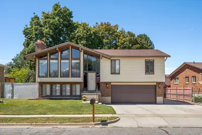 5521 S 2950 W, Roy, UT 84067 - Photo 3