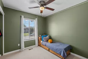 5521 S 2950 W, Roy, UT 84067 - Photo 17