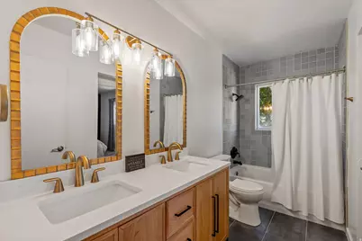 5521 S 2950 W, Roy, UT 84067 - Photo 11
