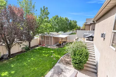 1092 N Coyote Run, Saratoga Springs, UT 84045 - Photo 35