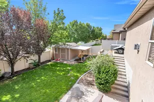 1092 N Coyote Run, Saratoga Springs, UT 84045 - Photo 35