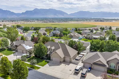 1092 N Coyote Run, Saratoga Springs, UT 84045 - Photo 43