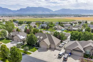 1092 N Coyote Run, Saratoga Springs, UT 84045 - Photo 43