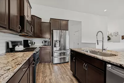 13941 S Birch Leaf Dr, Herriman, UT 84096 - Photo 11