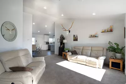 290 N 250 E, Centerfield, UT 84622 - Photo 9