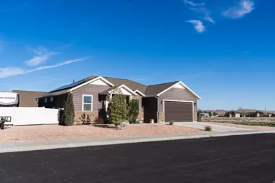 290 N 250 E, Centerfield, UT 84622 - Photo 3