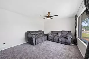 755 Barlow St N, Clearfield, UT 84015 - Photo 7