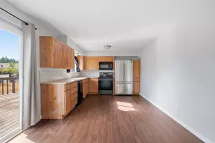 755 Barlow St N, Clearfield, UT 84015 - Photo 3