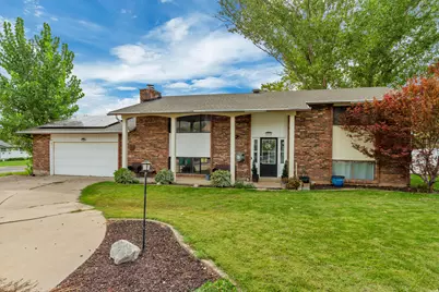 1029 N Walburk Ave E, Layton, UT 84040 - Photo 1