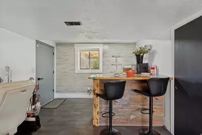 1029 N Walburk Ave E, Layton, UT 84040 - Photo 25