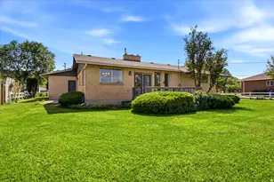 1428 E South Weber Dr, South Weber, UT 84405 - Photo 23