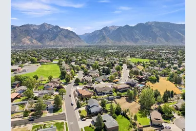 1542 E Granada Dr, Sandy, UT 84093 - Photo 53