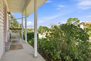 1542 E Granada Dr, Sandy, UT 84093 - Photo 3