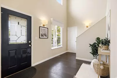 1542 E Granada Dr, Sandy, UT 84093 - Photo 5