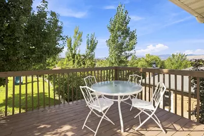 1542 E Granada Dr, Sandy, UT 84093 - Photo 43