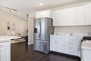 1542 E Granada Dr, Sandy, UT 84093 - Photo 13