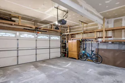 1542 E Granada Dr, Sandy, UT 84093 - Photo 39