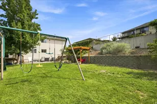 1542 E Granada Dr, Sandy, UT 84093 - Photo 47