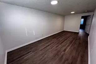 6432 S High Bluff Dr, West Valley, UT 84118 - Photo 9