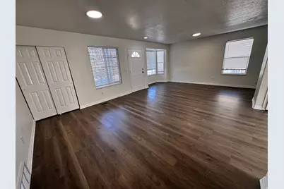 6432 S High Bluff Dr, West Valley, UT 84118 - Photo 3