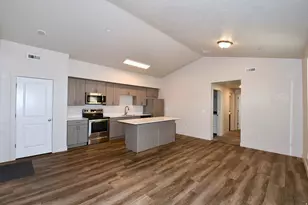 142 E 7th B304, Ogden, UT 84404 - Photo 3