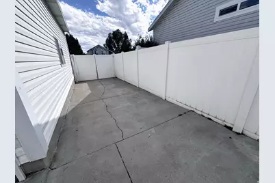 6060 W Castle Park Ln, Salt Lake City, UT 84118 - Photo 29