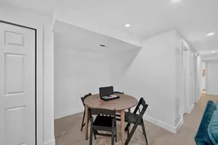 2050 E Gyrfalcon Dr, Sandy, UT 84092 - Photo 29