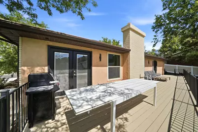 2050 E Gyrfalcon Dr, Sandy, UT 84092 - Photo 39