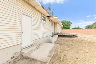 12666 S Gilbert Cir, Riverton, UT 84065 - Photo 23