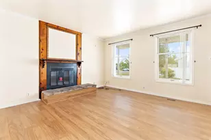 12666 S Gilbert Cir, Riverton, UT 84065 - Photo 5