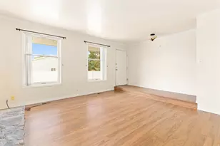 12666 S Gilbert Cir, Riverton, UT 84065 - Photo 3