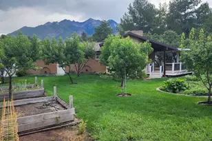8590 S Snowville Dr, Sandy, UT 84093 - Photo 41