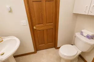 8590 S Snowville Dr, Sandy, UT 84093 - Photo 17