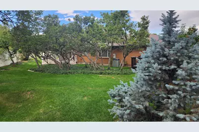 8590 S Snowville Dr, Sandy, UT 84093 - Photo 43